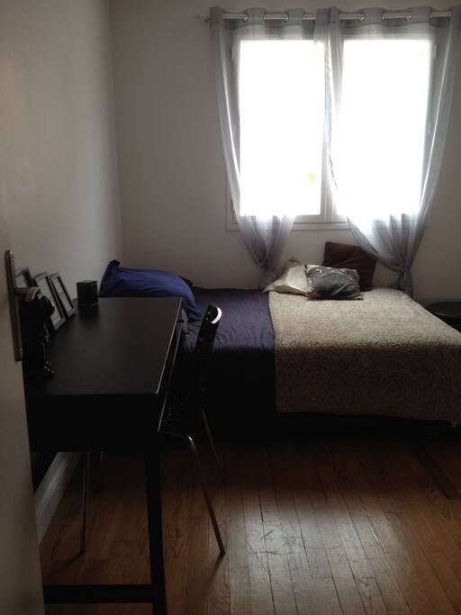 Chambre lumineuse de 9.5²