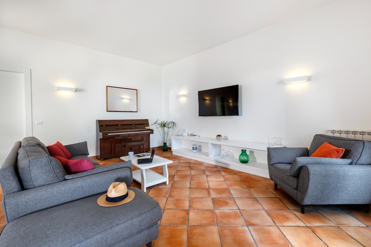 Successful Airbnb property: the fountain in Massa Lubrense