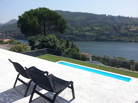 Porto-House Pool Superb views over Douro River