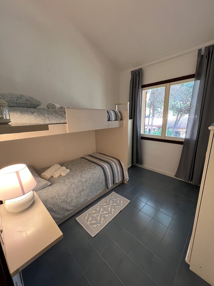 საძინებელი 1