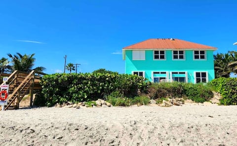 Waterfront Beach House right on the sandy beach!