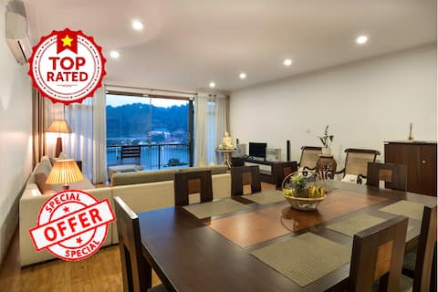 Spectacular 3-Bedroom Lake View Suite