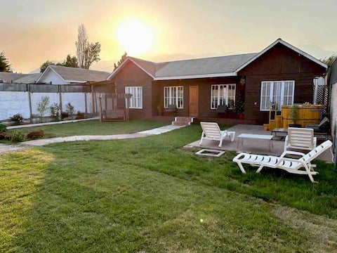 Cabin with a tub near the airport