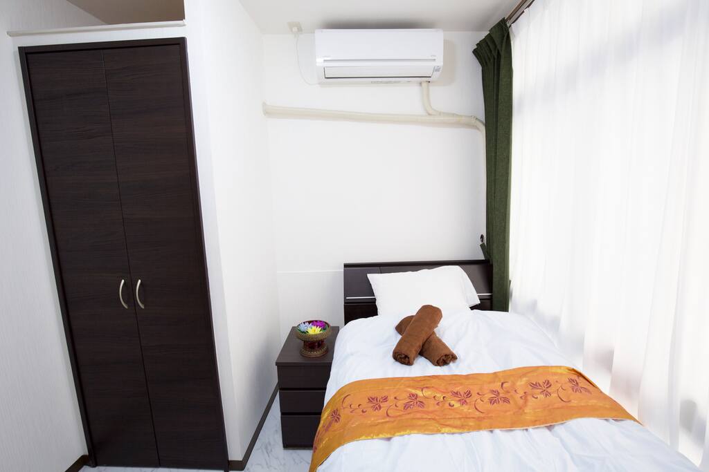 Room7