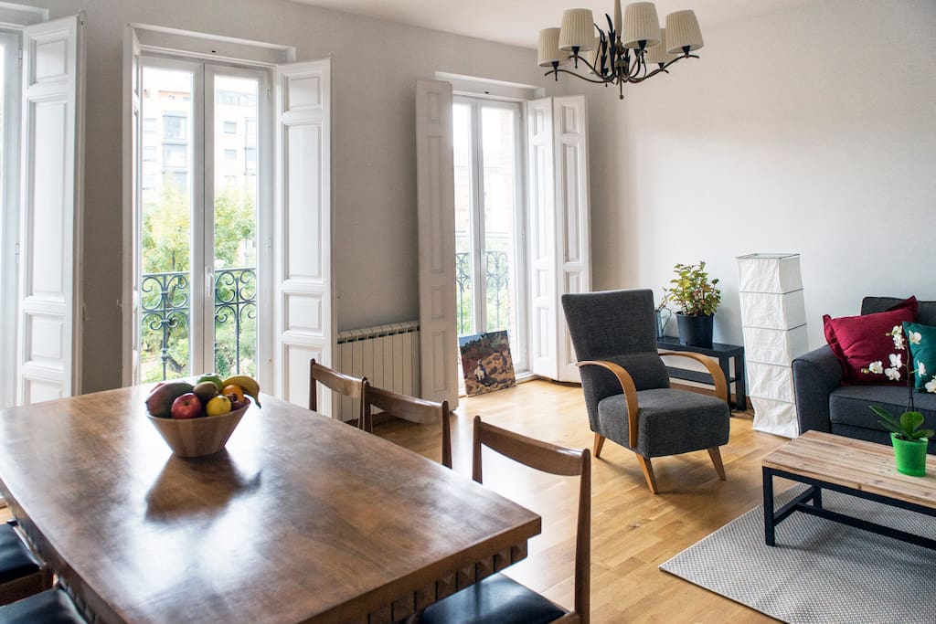 Salón-comedor / Living-room