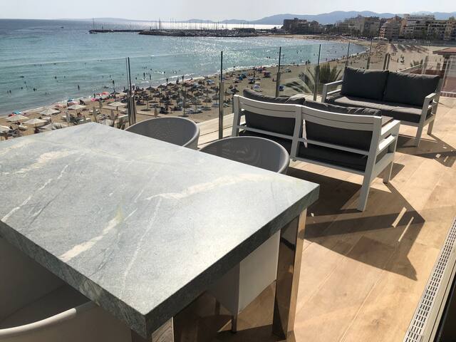 Suite Atico Premium 1ª linea de la playa gallery image 3