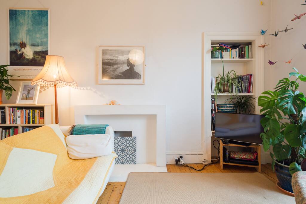 Living room 1/6