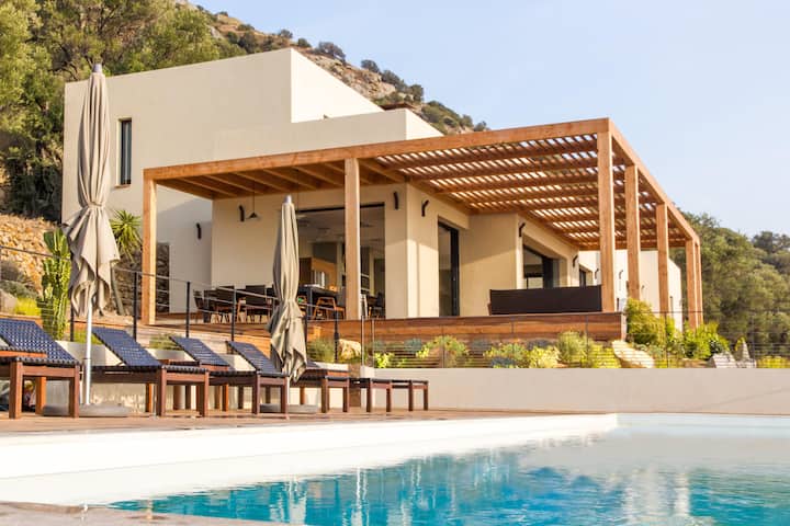 28+ Villa Rosa Lisa Background