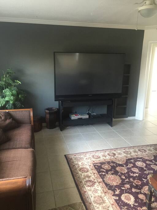 Living Room with 75" TV