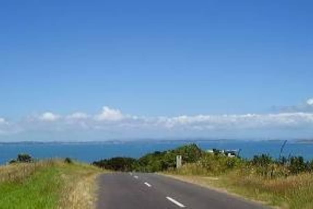 Crosstrees Chalet is situated towards the end of Te Whau Drive