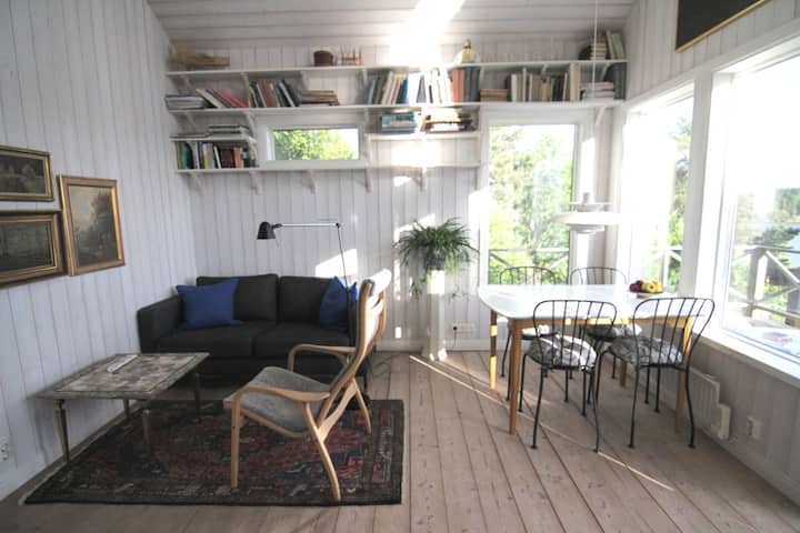 Small Villa With Space, Lake View And Nature - Stockholm