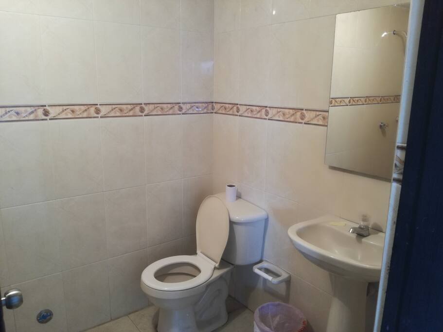 Baño compartido con Shampoo