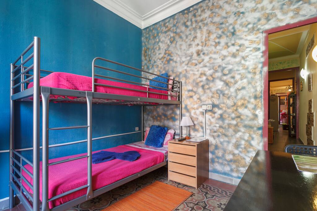 Bedroom( 2 Bunked beds)