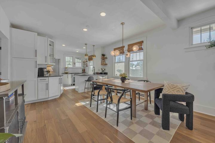 Sloan’s Lake Bungalow gallery image 2