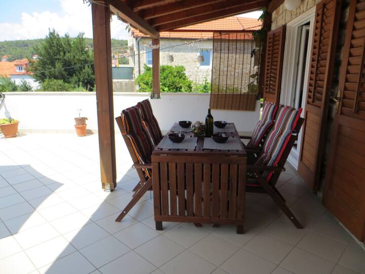 Stylish&Full Equipped-Quiet CENTER!