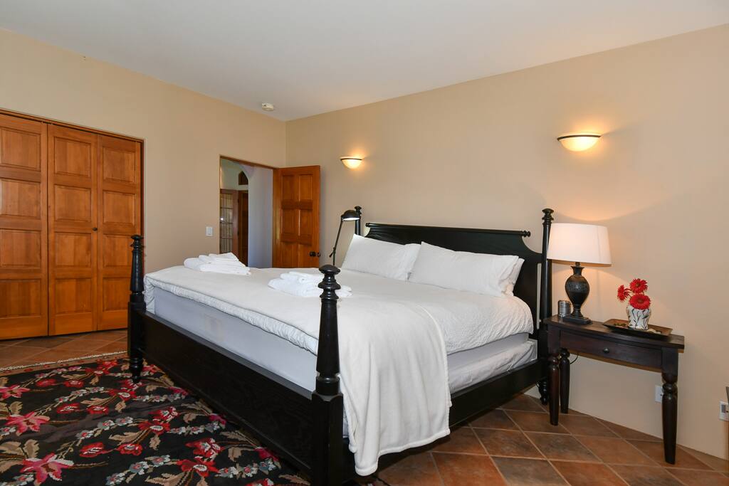 The Parisien Room