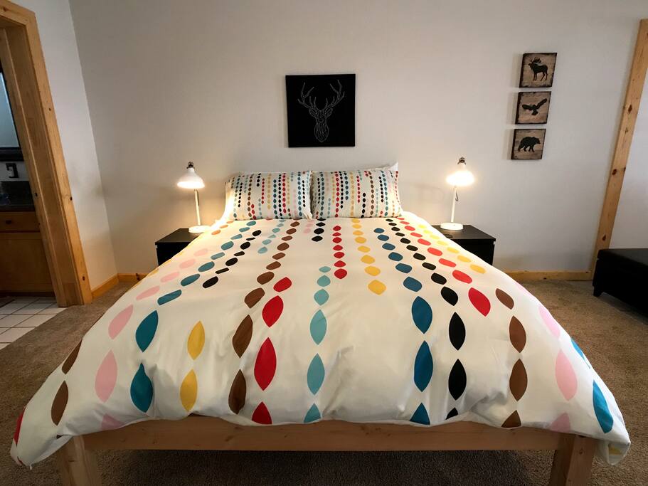 New linens, nightstands