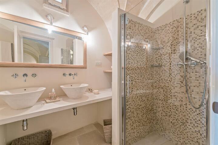 Masseria Il Frantoio with heated pool gallery image 5