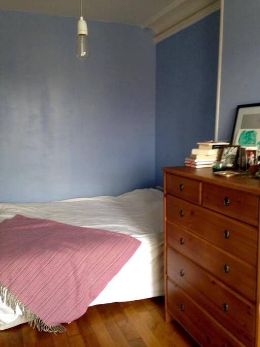 Quiet master bedroom