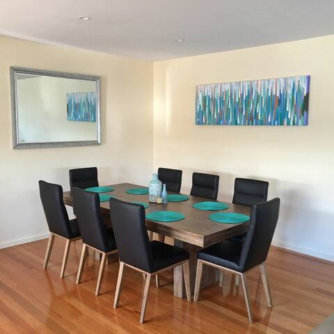 Divine Peninsula Townhouse Retreat gallery image 4