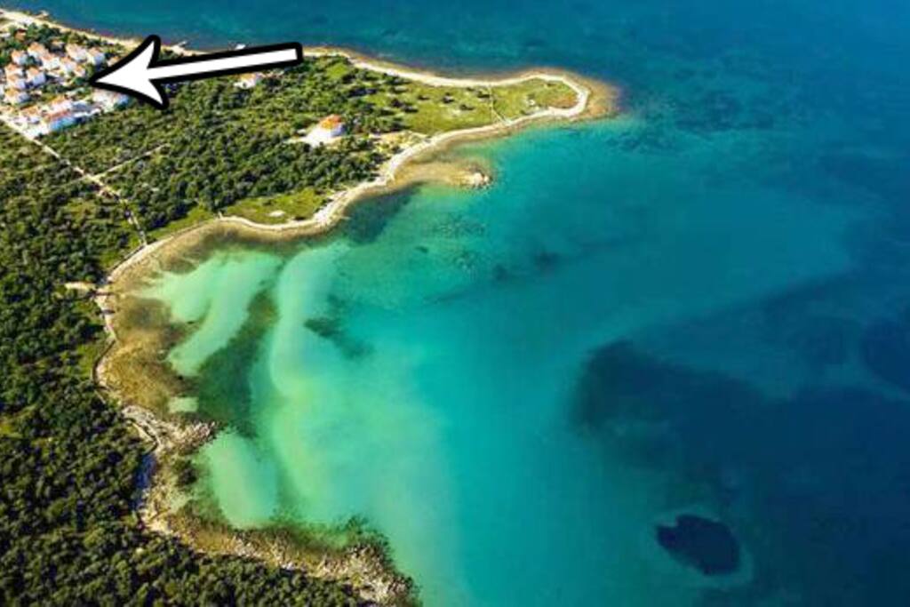apartment location close to Babe beach