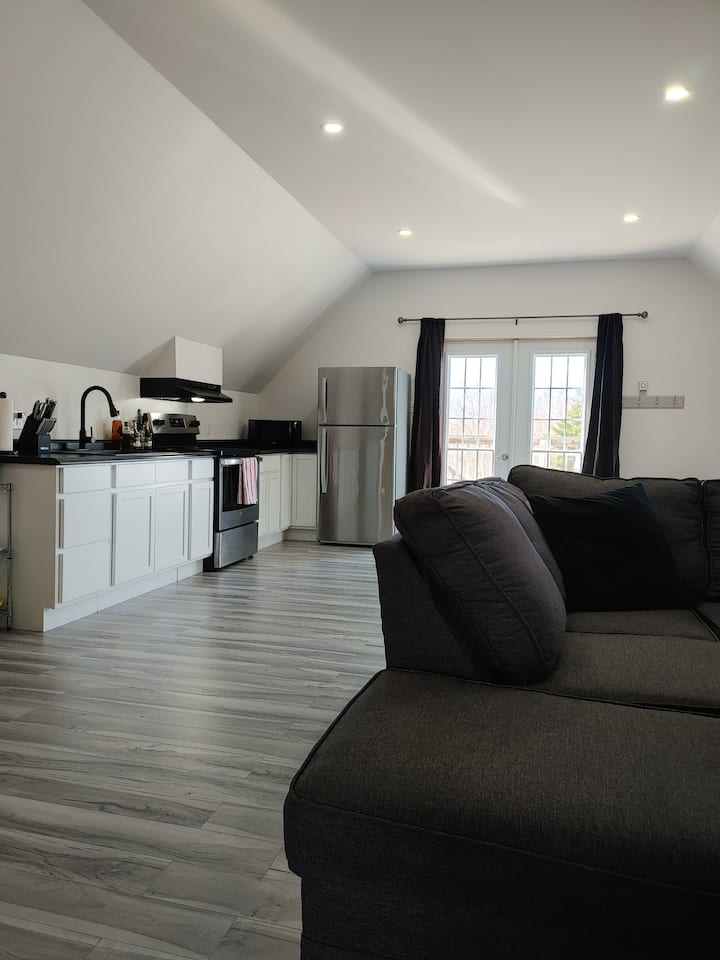 Stylish Modern Loft. 5 Mins To Inverness & Beaches - Inverness