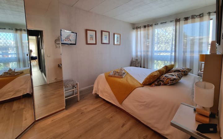 ห้องนอนใหญ่