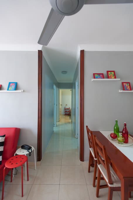 View to the bedrooms' hallway.