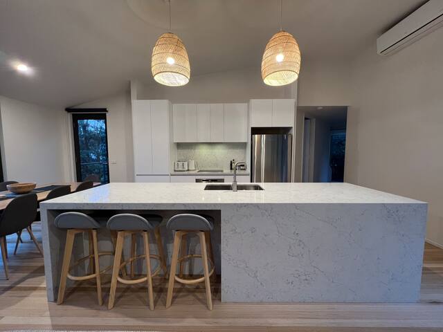 Blu Mati Coastal Retreat – sea views gallery image 2