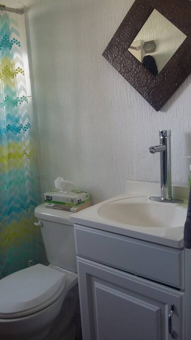 Baño con ducha