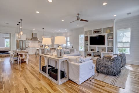 New Southern Living home steps from East Beach!