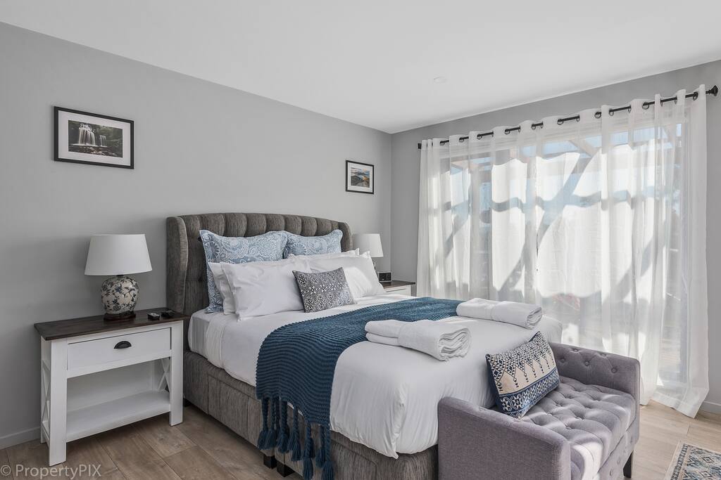 Queen bed with CAA approved mattress