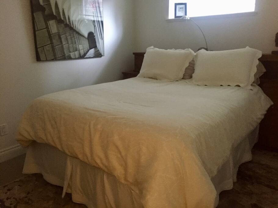 Comfortable double bed