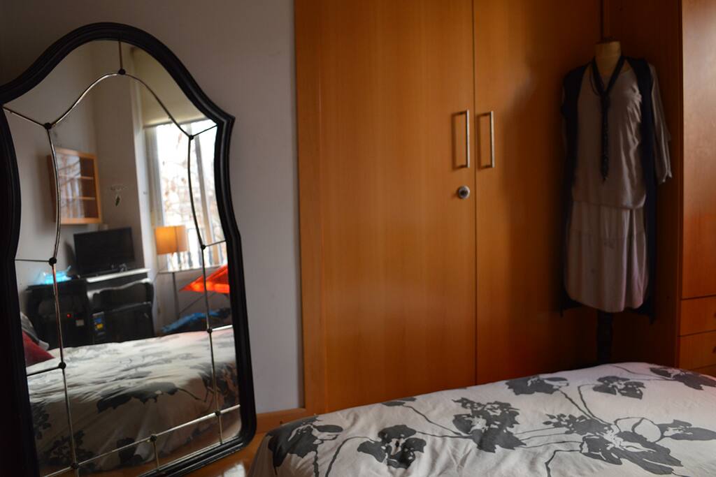 Bed on the floor to get more profit of the space