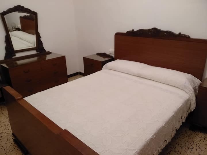 საძინებელი 2