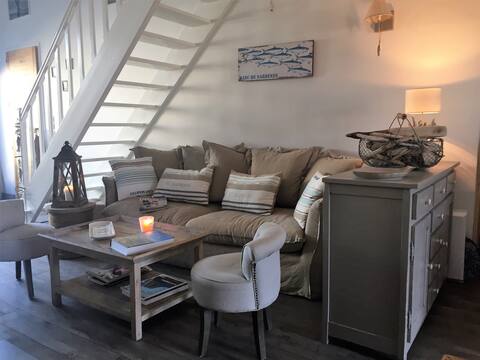 Propriété Airbnb réussie: 4* charming house, bikes, wifi, beach, market. à Sainte Marie De Ré
