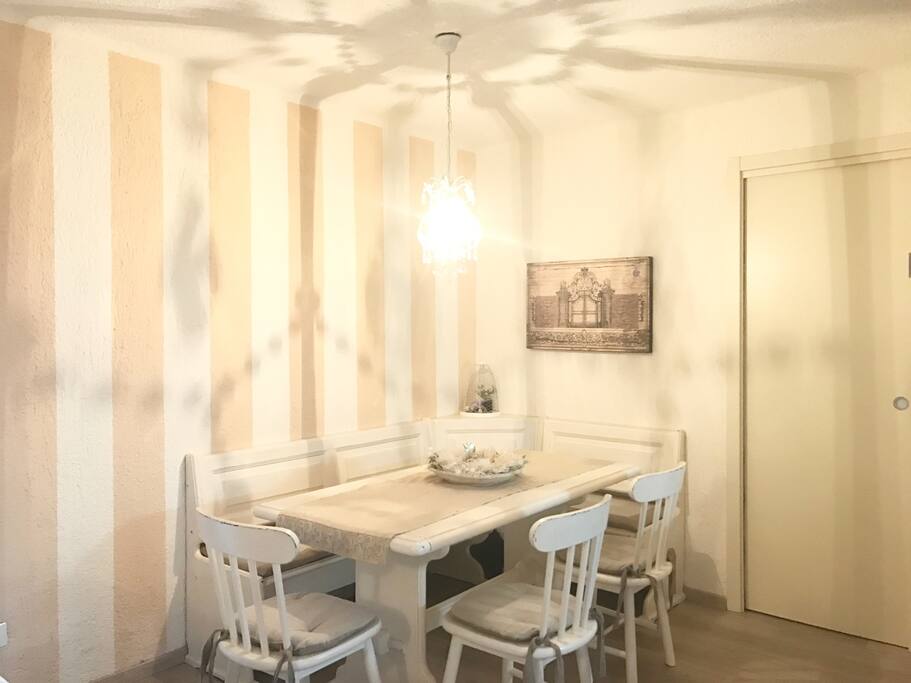 Dinning Table for 6