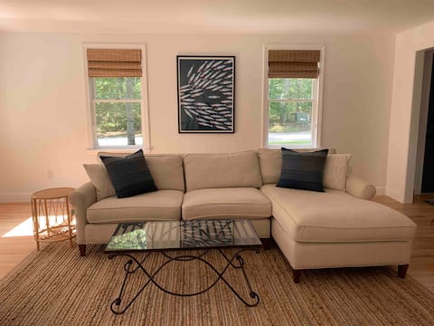 Popular Airbnb listing: Beautiful 4 bed/3 bath in Brewster, MA in Brewster