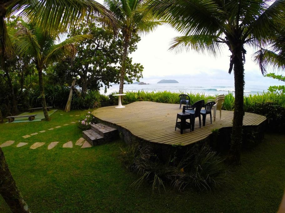Deck com vista para a praia