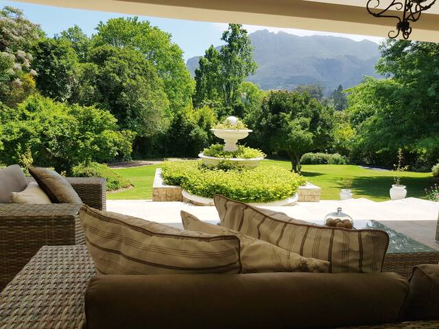 Upper Constantia, Cape Town Relax gallery image 2