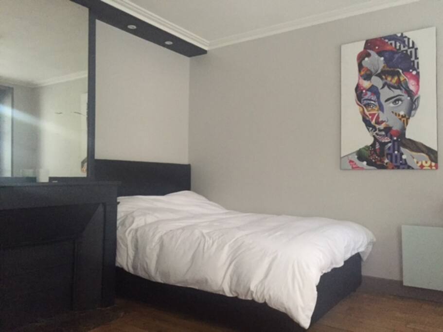 King size bed