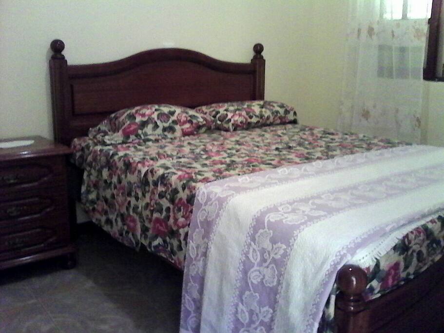 Quarto
Cama de casal