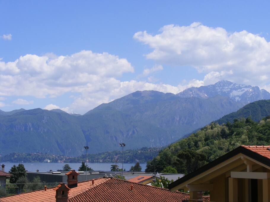 Enjoy the lake view from the balcony