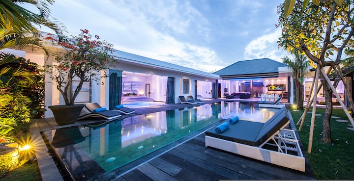 New Modern 4 Br Villa Pool Gazebo 5min Seminyak Villas For Rent In Kuta Utara Bali Indonesia