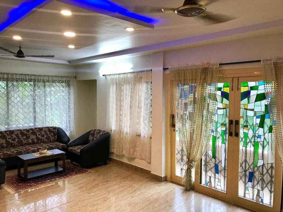 First Floor Lounge Area