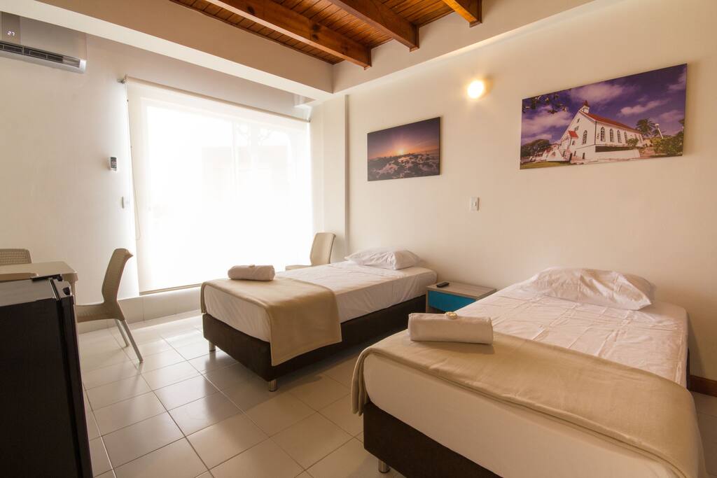 Room twin beds accommodation