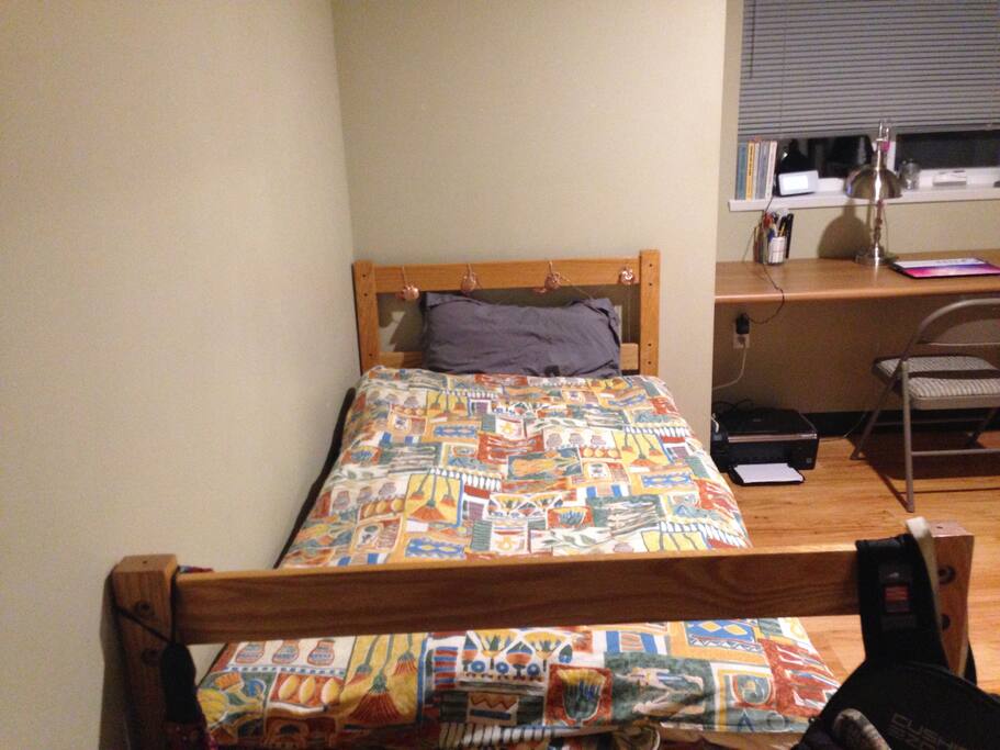 studio bedroom