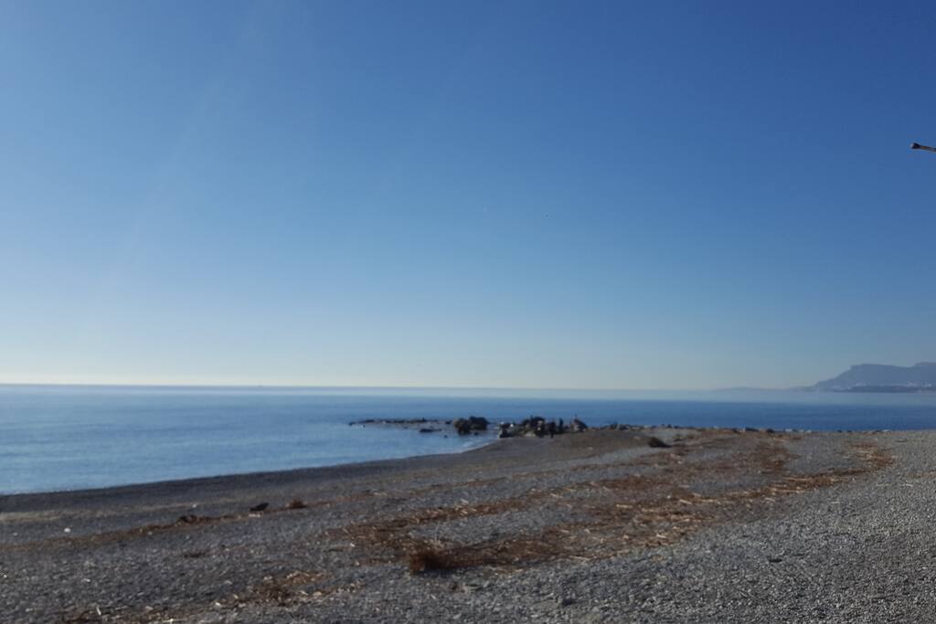 200 metri dal mare
