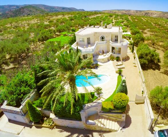 Villa Kokalis Resort gallery image 2