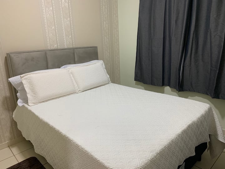 غرفة النوم 1